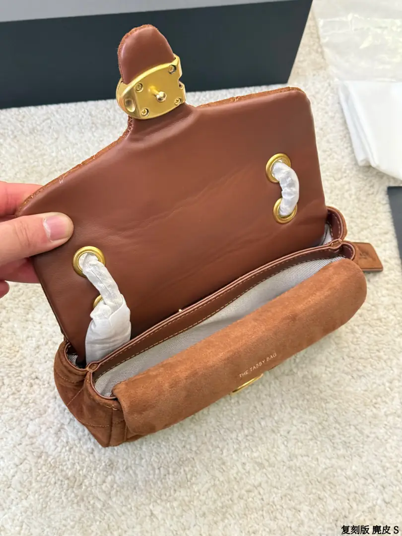 9646-78.8$-COACH gallery