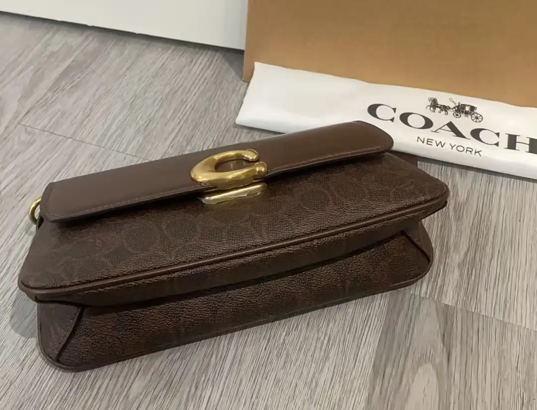 9654-79$-COACH gallery