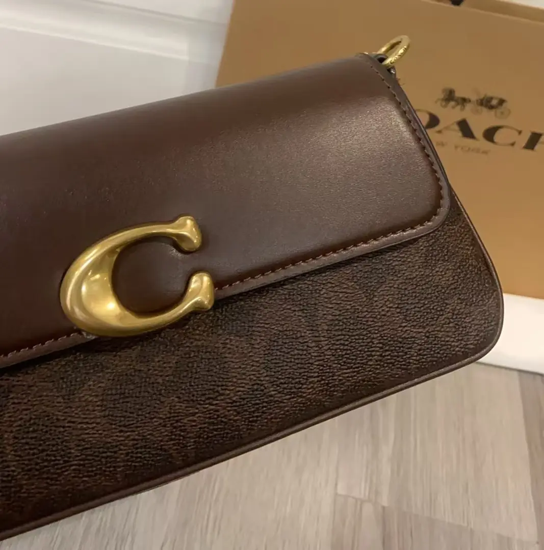 9654-79$-COACH gallery