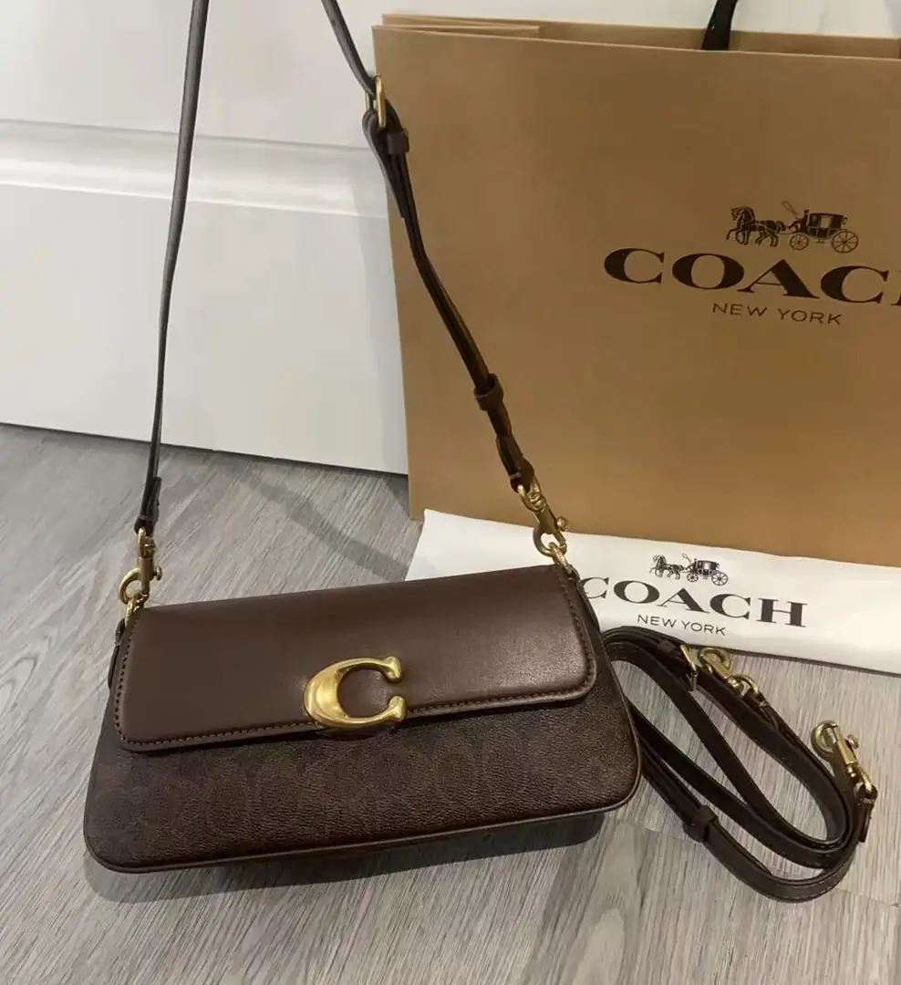 9654-79$-COACH gallery