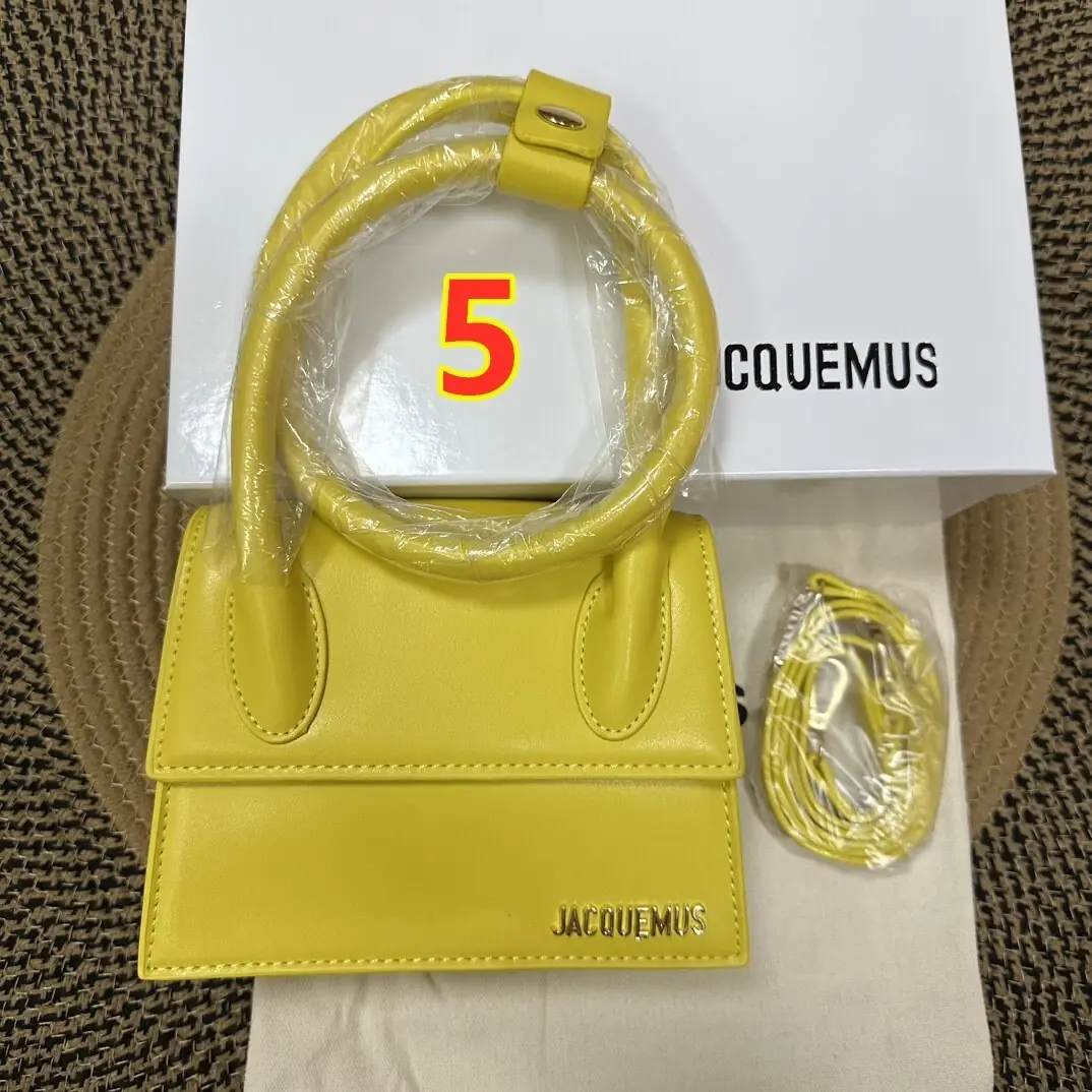 9660-57$-JACQUEMUS gallery