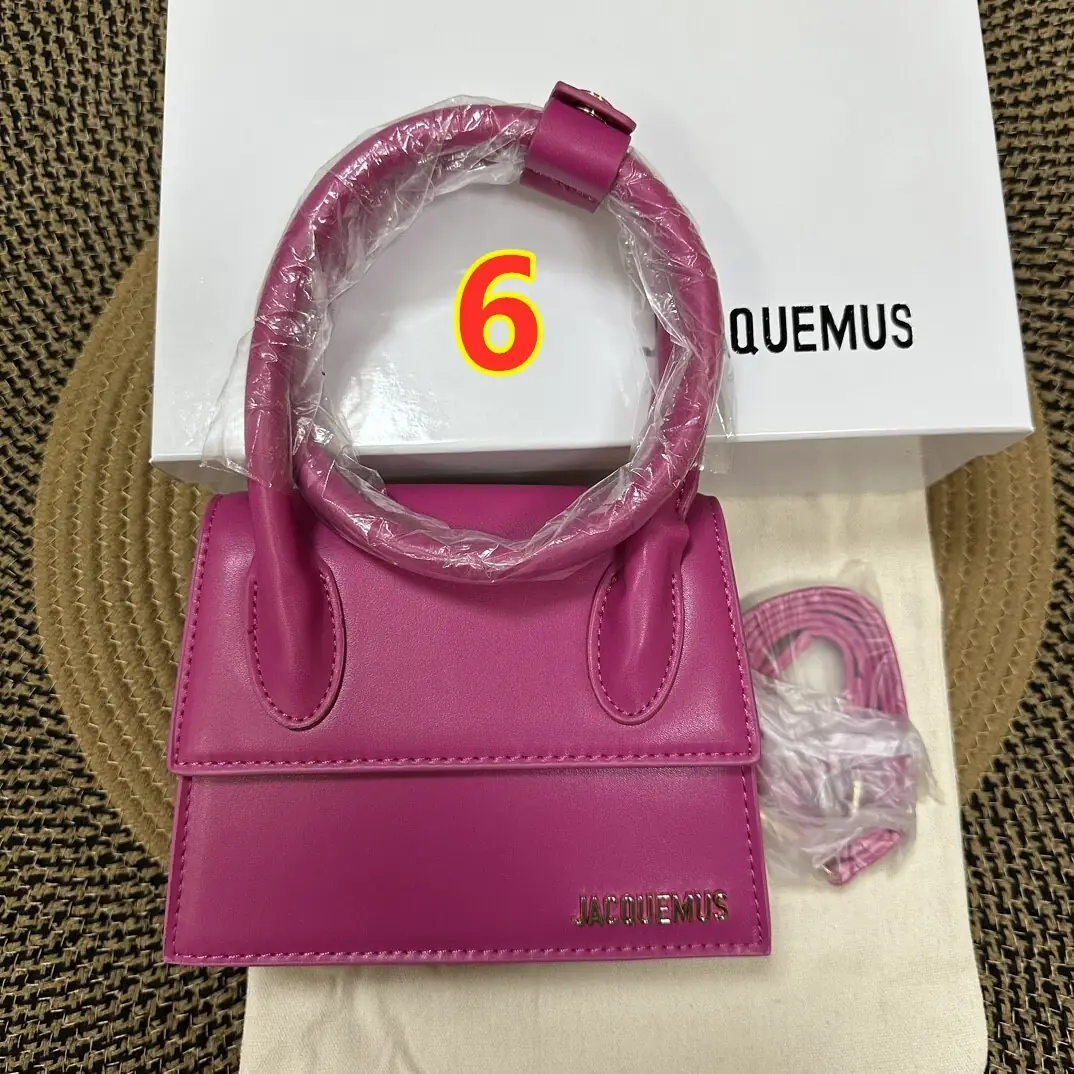 9660-57$-JACQUEMUS gallery