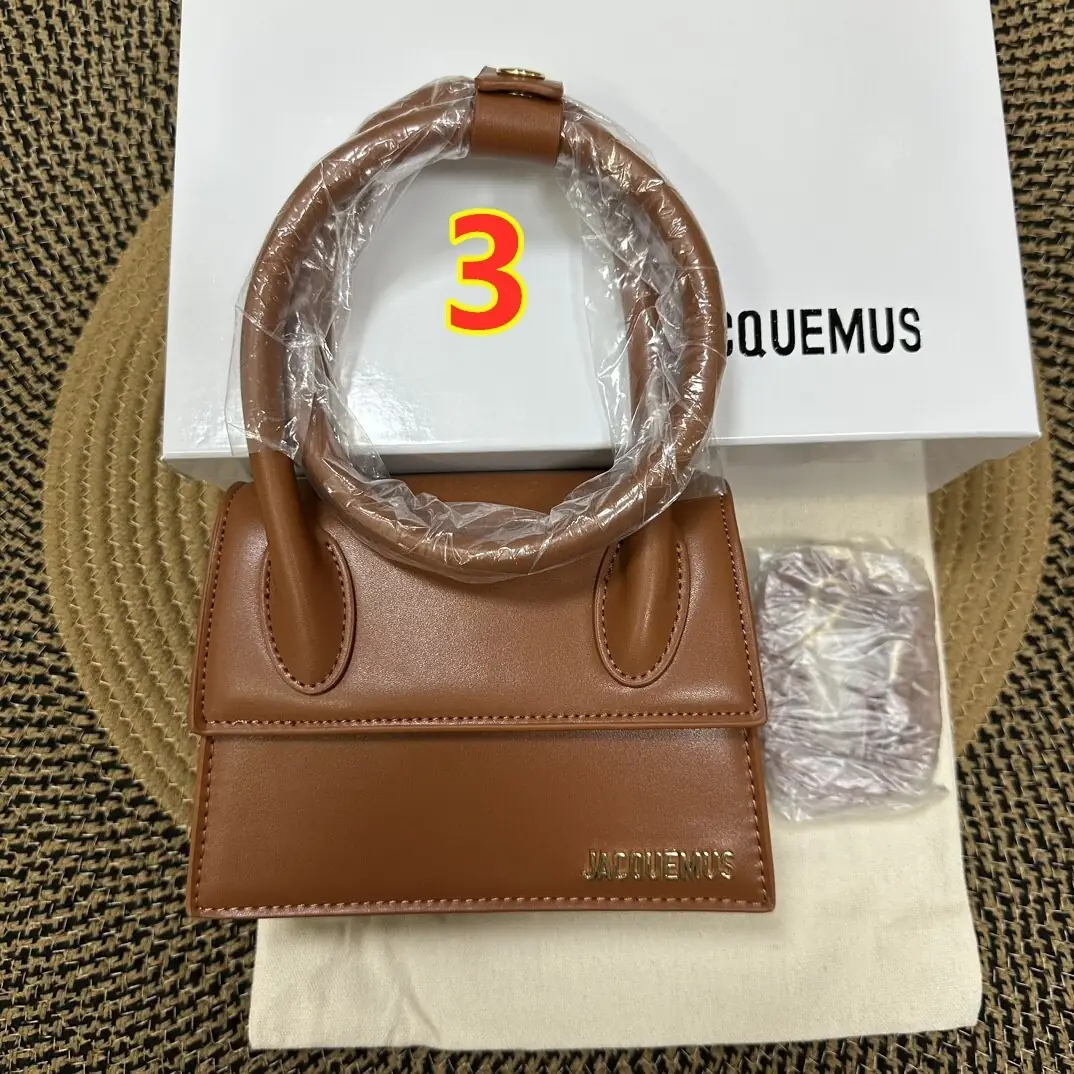 9660-57$-JACQUEMUS gallery