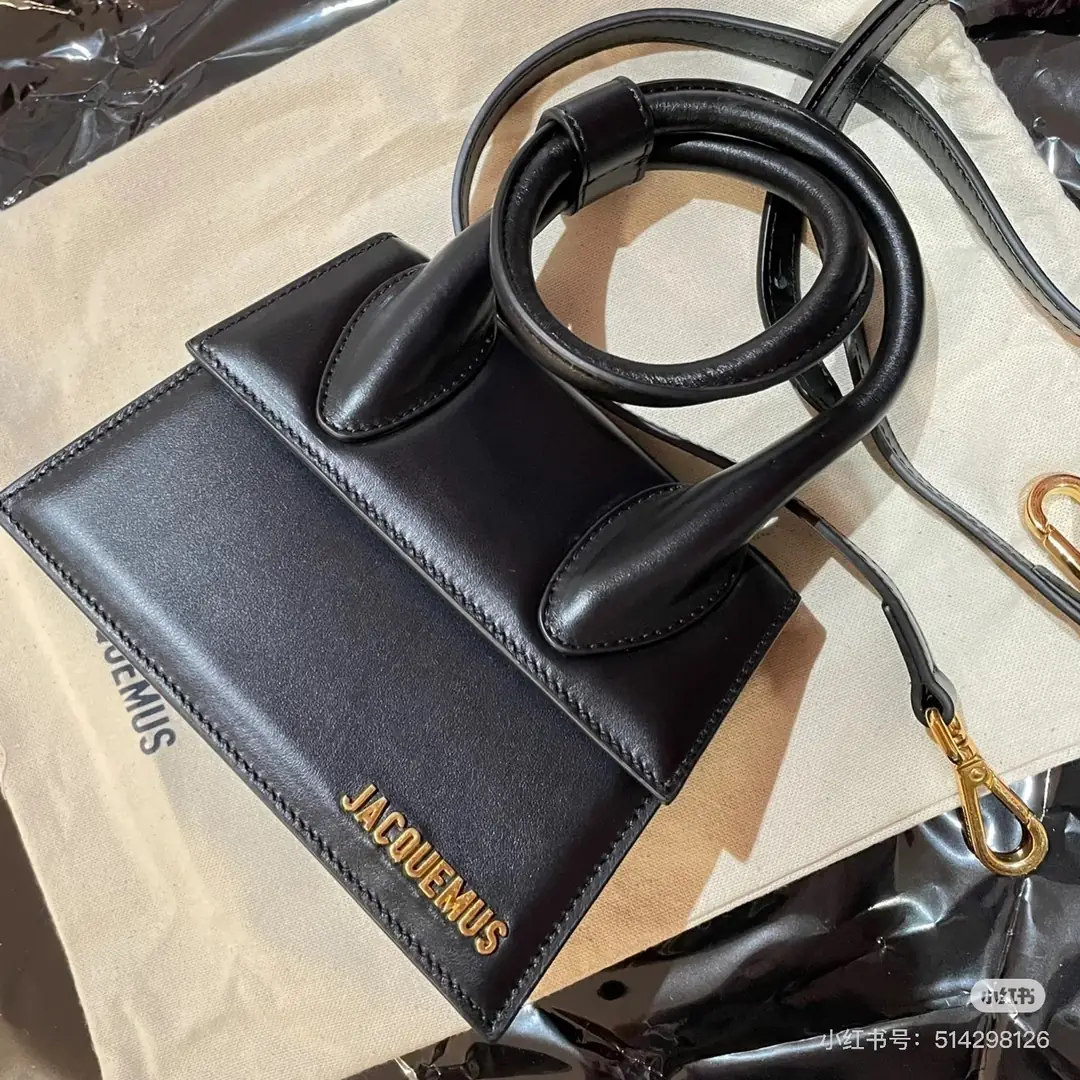 9660-57$-JACQUEMUS gallery