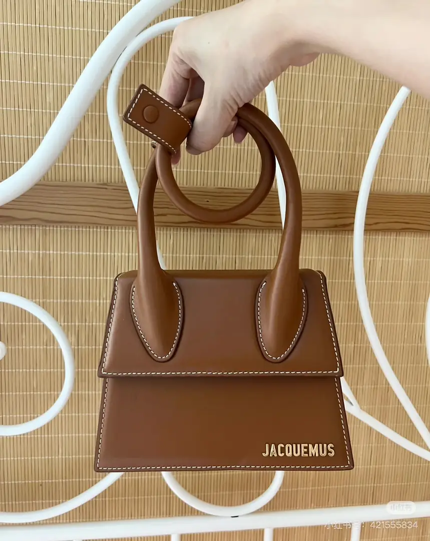 9660-57$-JACQUEMUS gallery