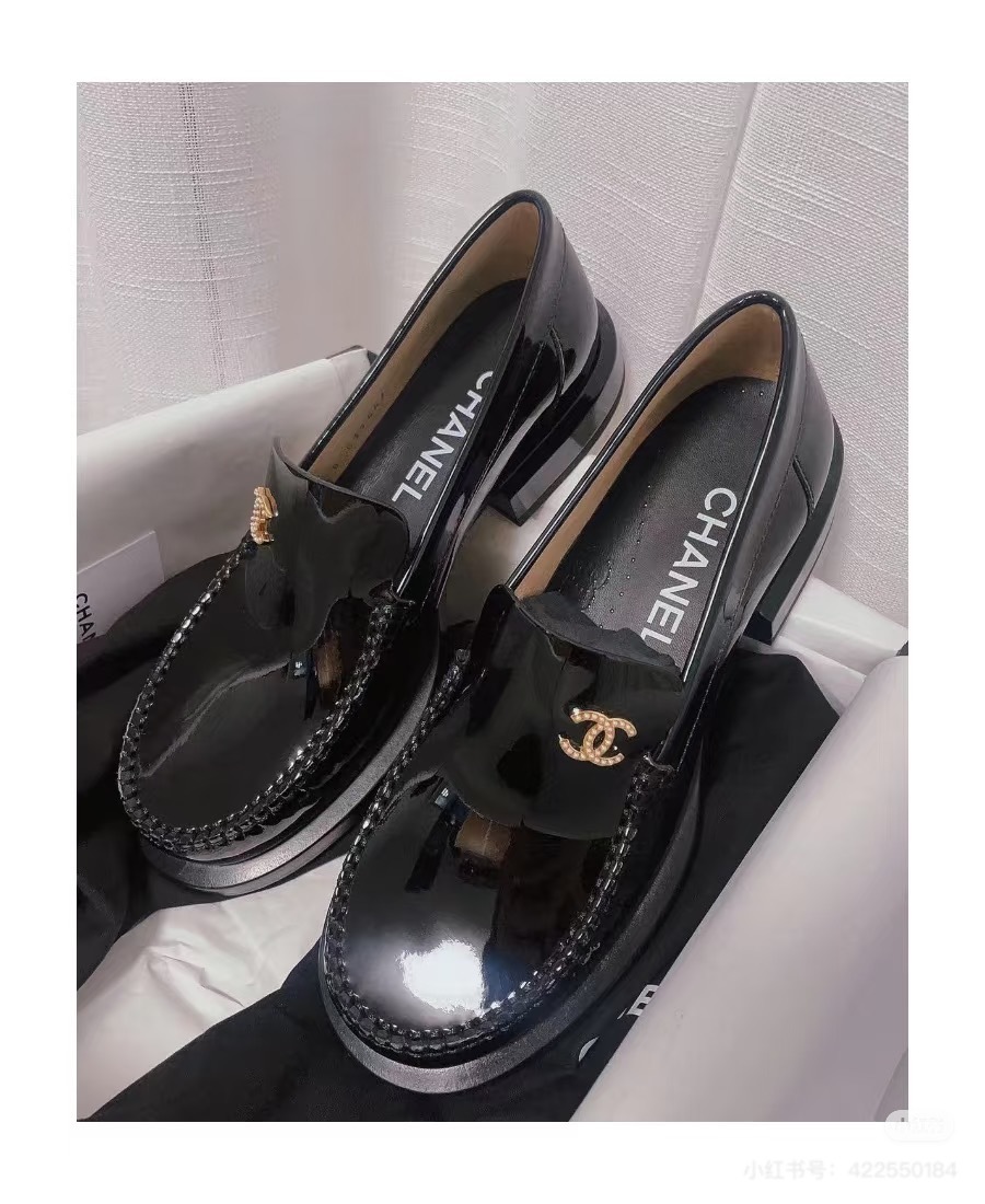 9675-65$-CHANEL gallery