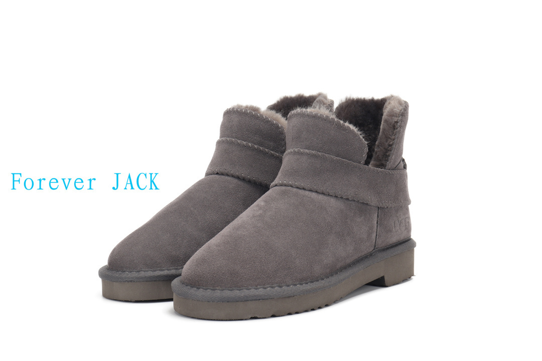 9676-53$-UGG gallery
