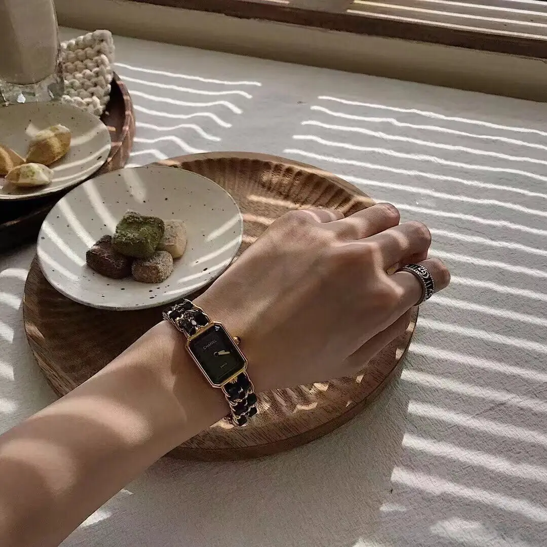 9678-125$-CHANEL gallery