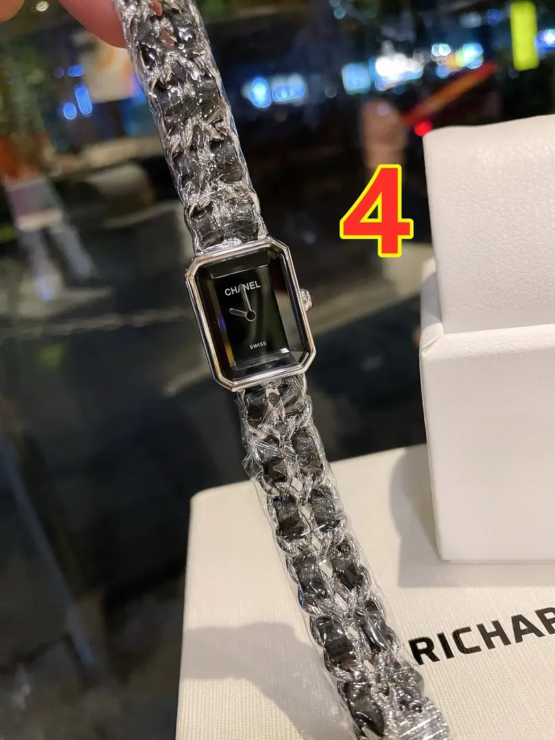 9678-125$-CHANEL gallery