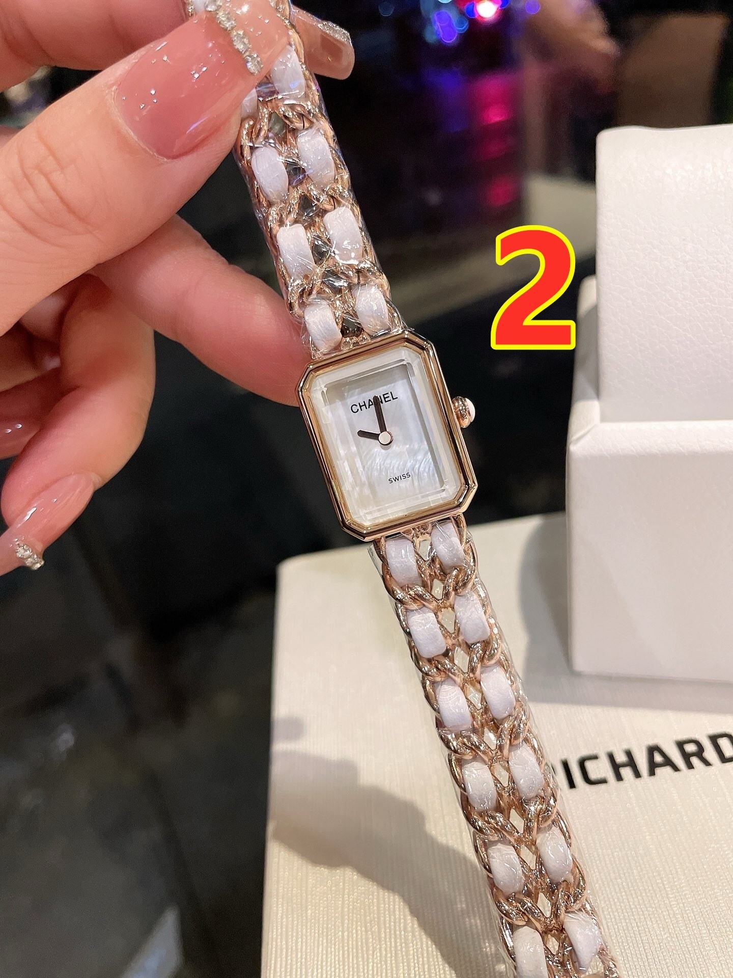 9678-125$-CHANEL gallery