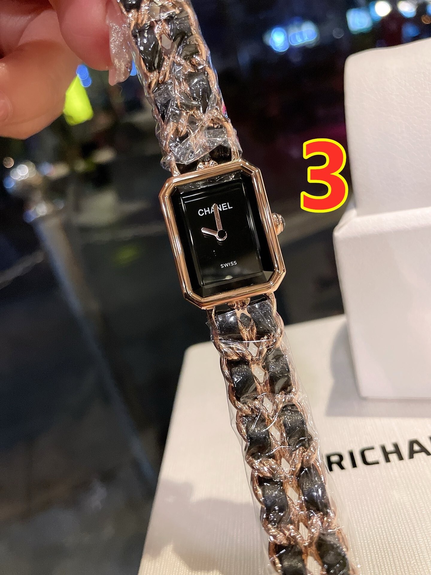 9678-125$-CHANEL gallery