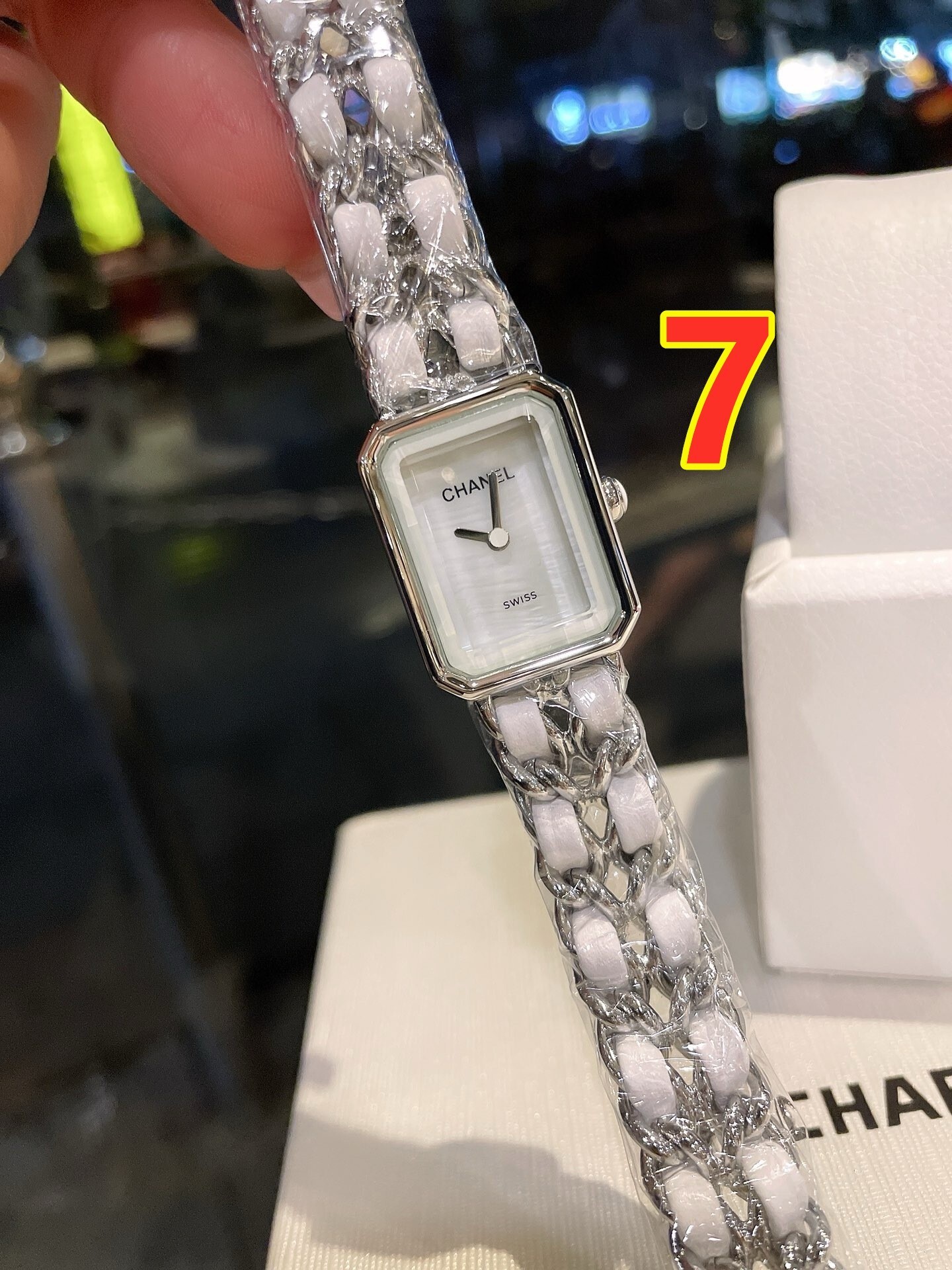 9678-125$-CHANEL gallery