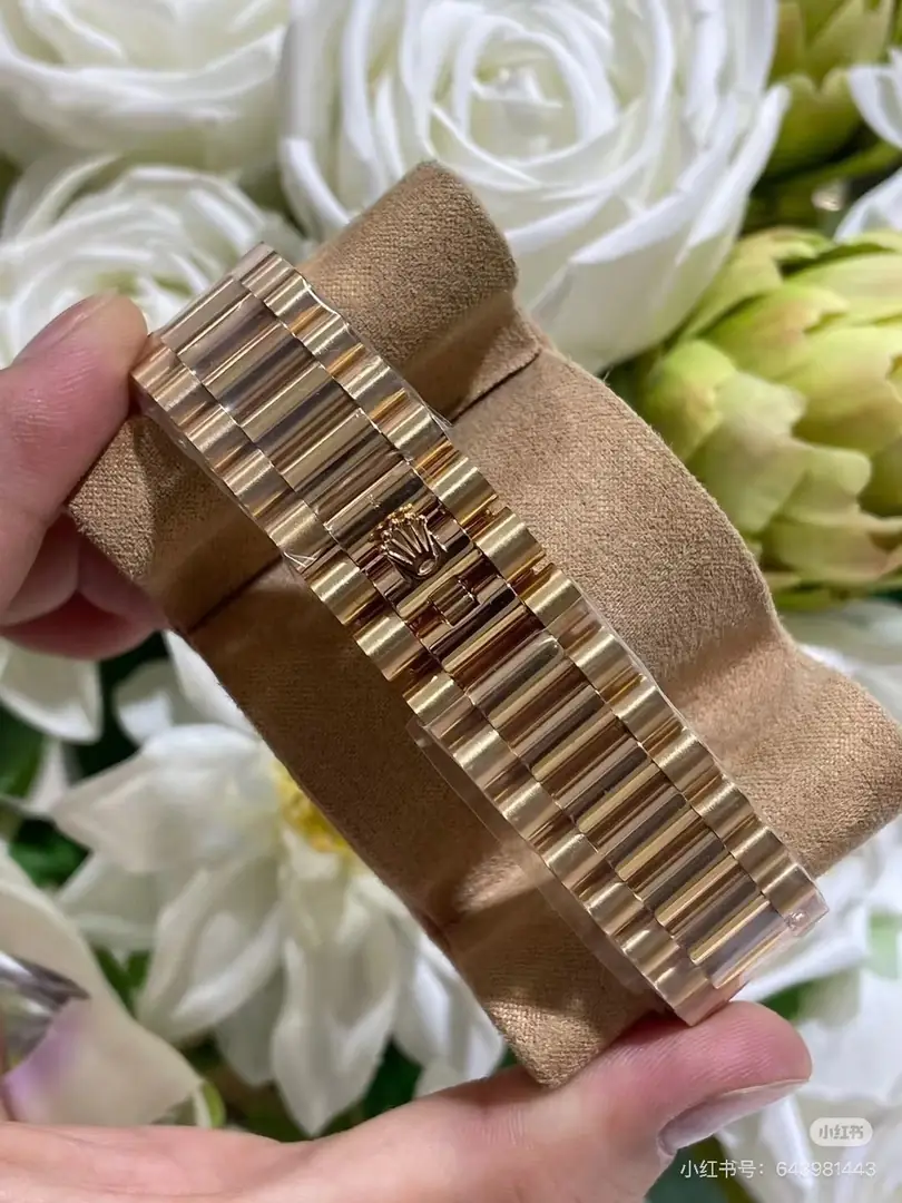 9680-115$-Rolex--Rose gold gallery