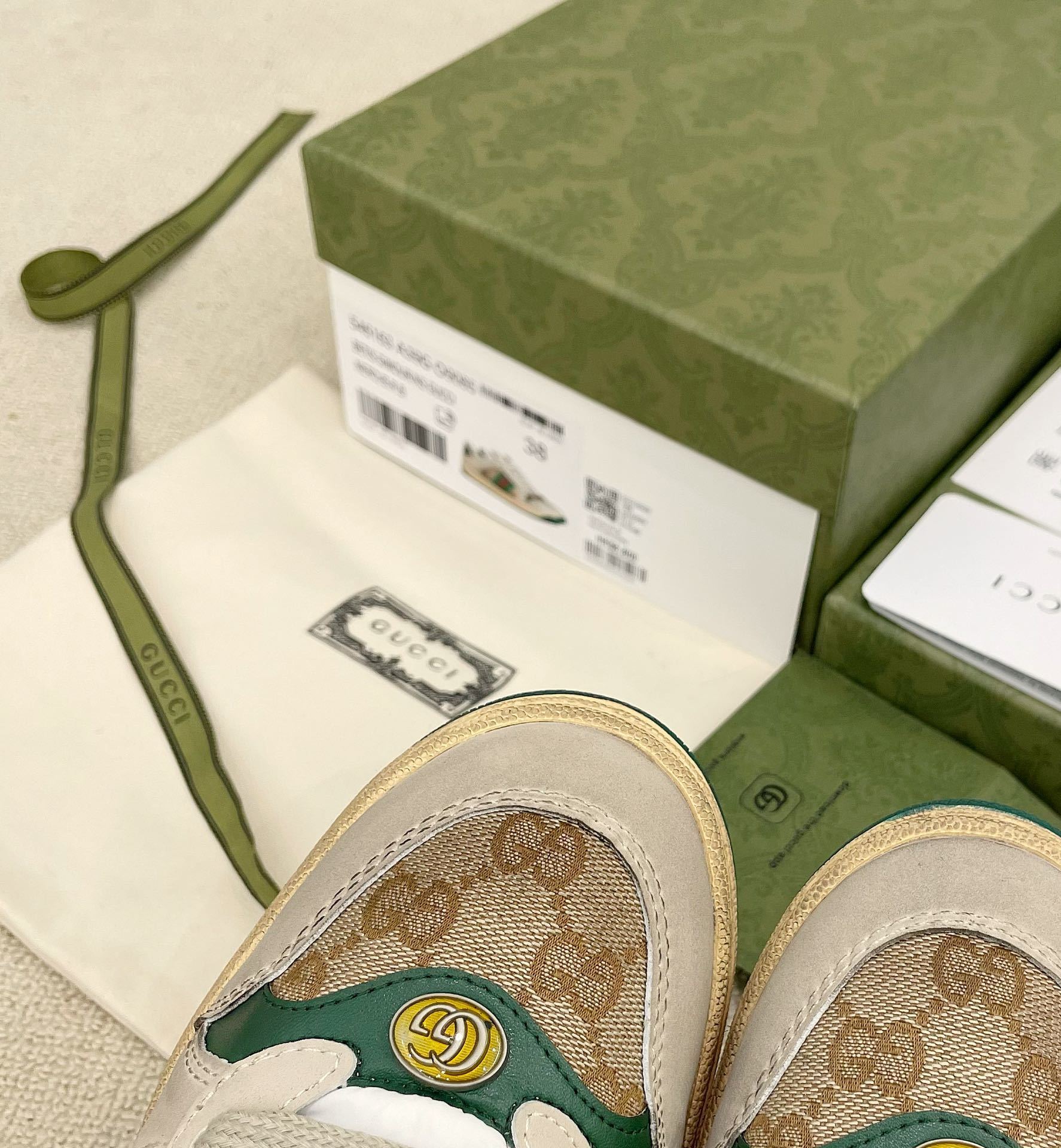 9686-64$-GUCCI gallery