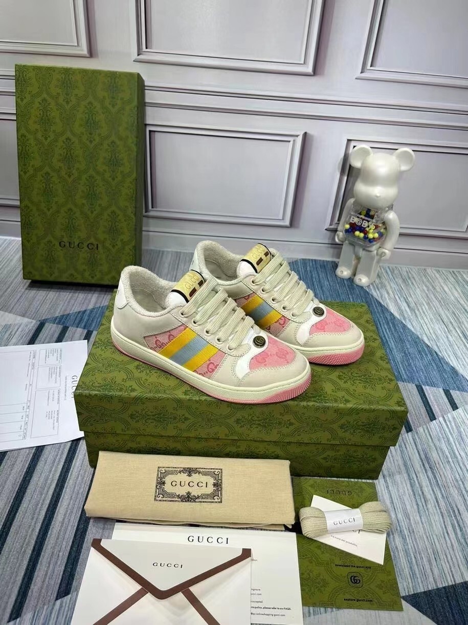 9686-64$-GUCCI gallery