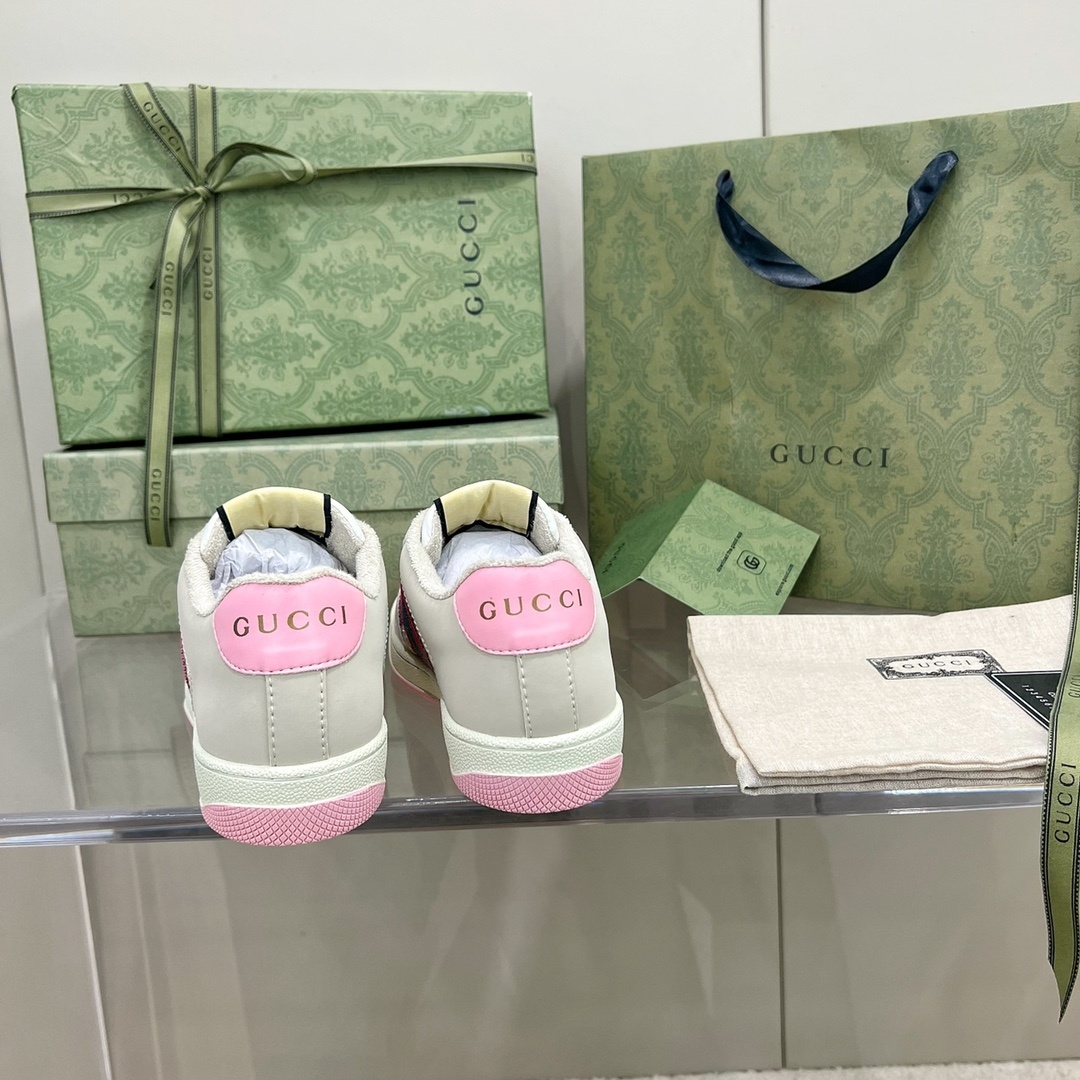 9686-64$-GUCCI gallery