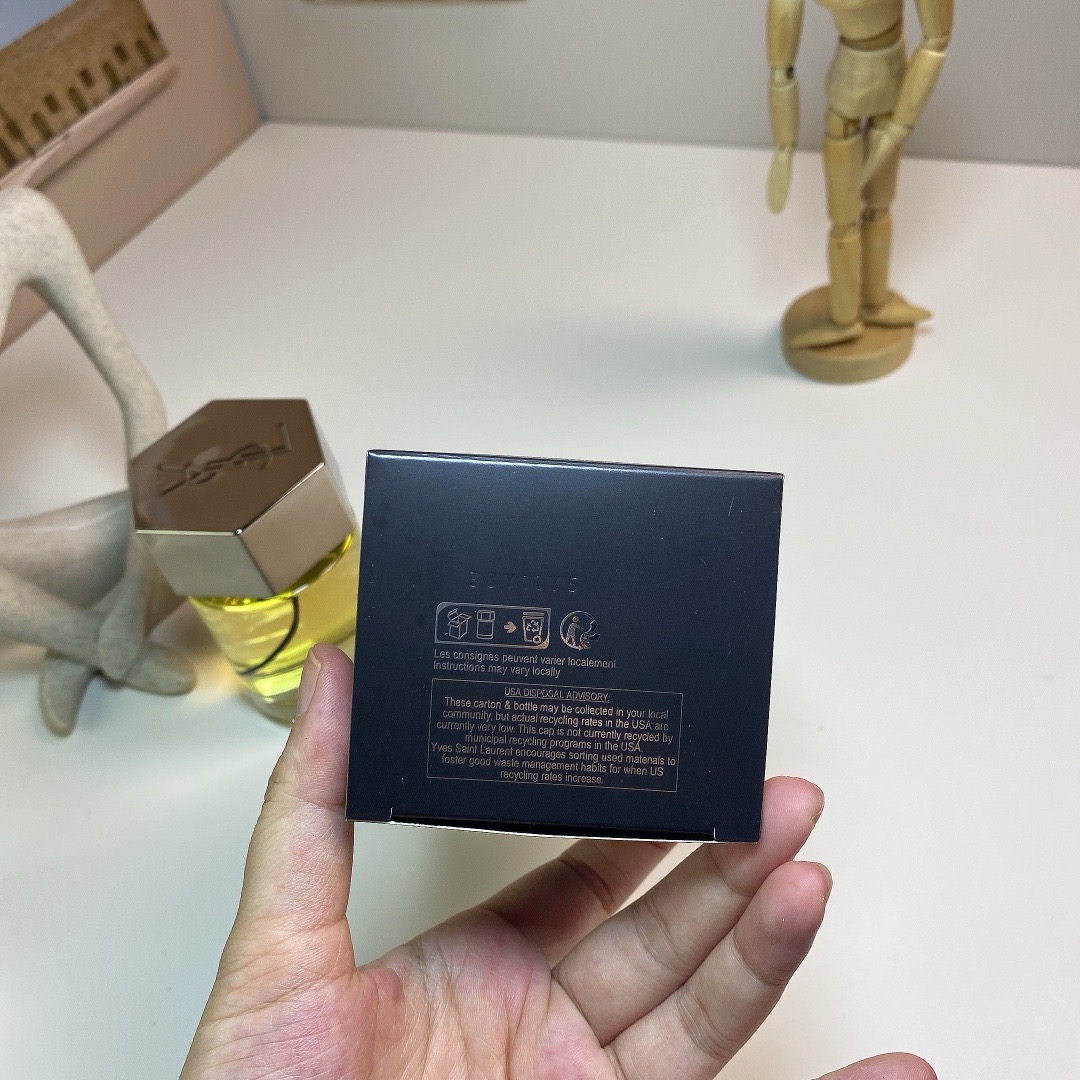 XS355 39$ Saint Laurent's Favorite 100ml YSL Yves Saint Laurent L'Homme, 2006 gallery