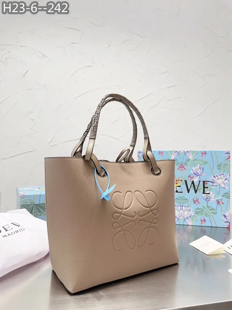 3475-64$-LOEVE gallery