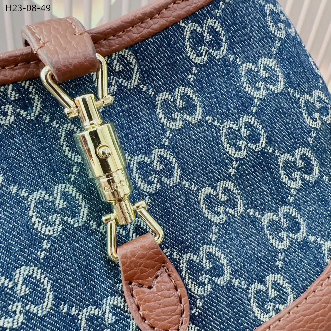 3790-58$-Gucci gallery