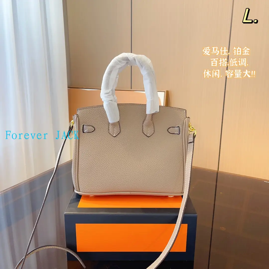 3981-68$-Hermès gallery