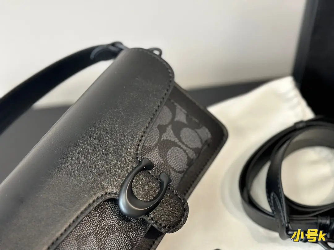 4455-63.8$-Coach gallery