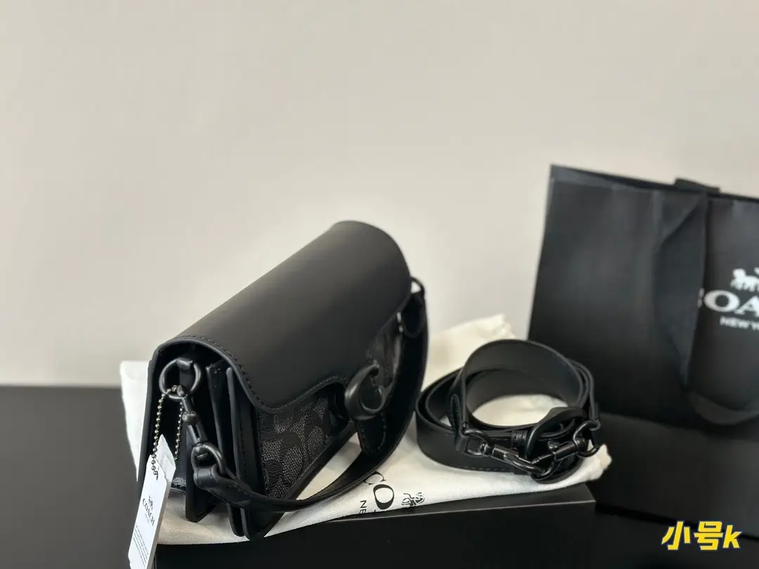 4455-63.8$-Coach gallery