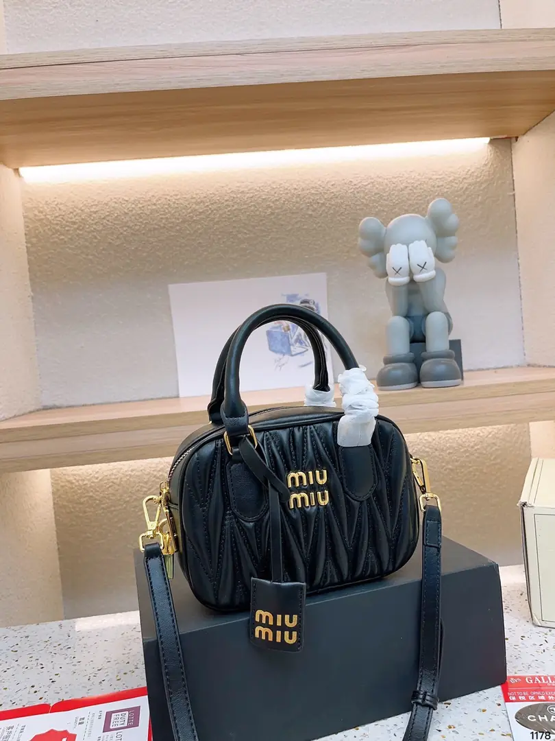 4619-55-miumiu gallery