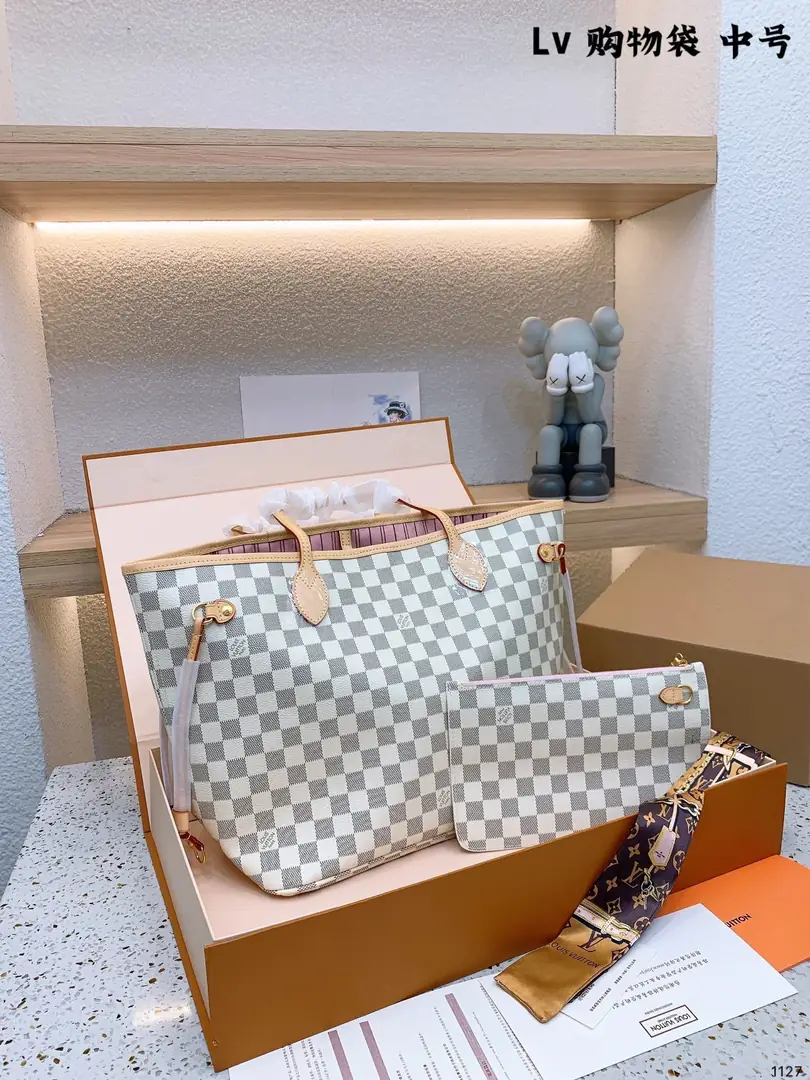 4661-62.88$-LV gallery