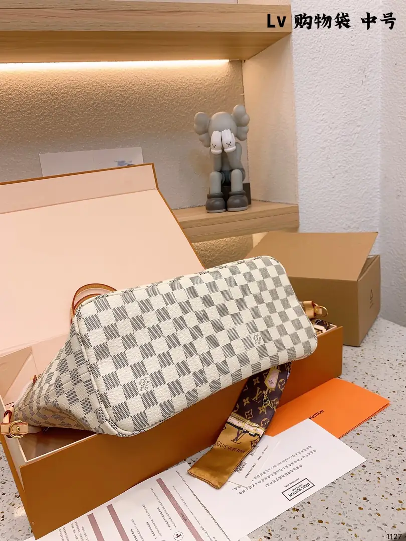 4661-62.88$-LV gallery