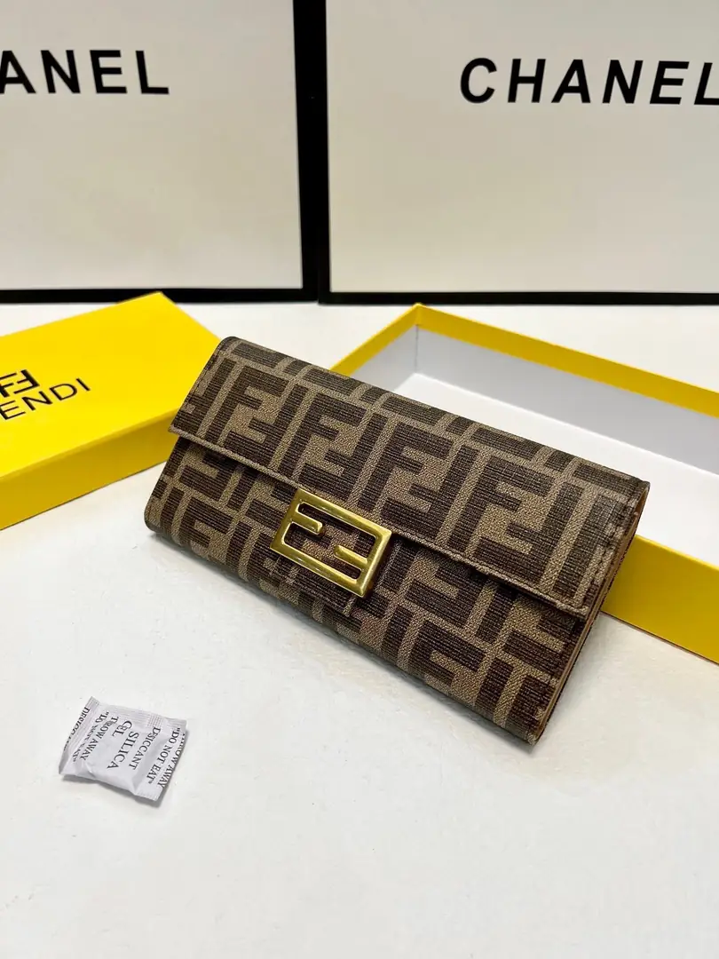 4676-49.99$-FENDI gallery