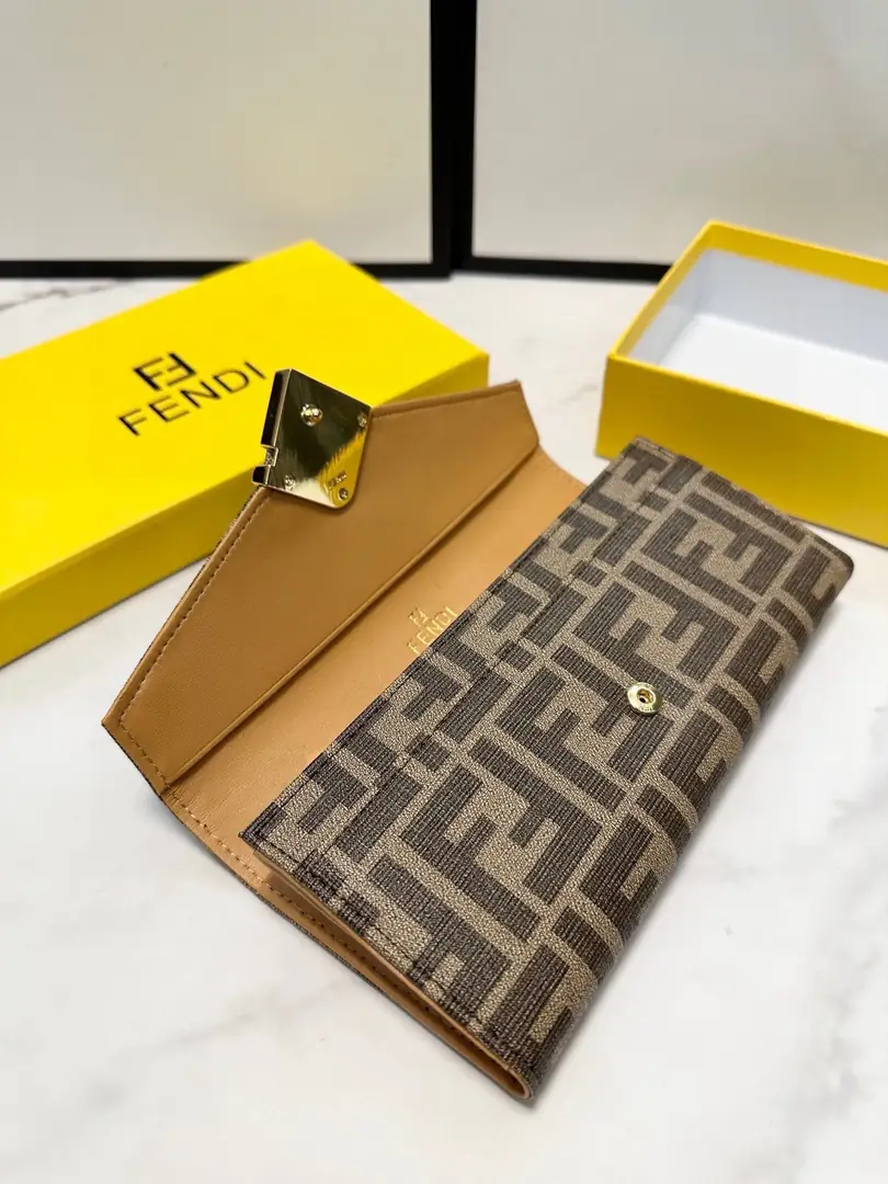 4676-49.99$-FENDI gallery