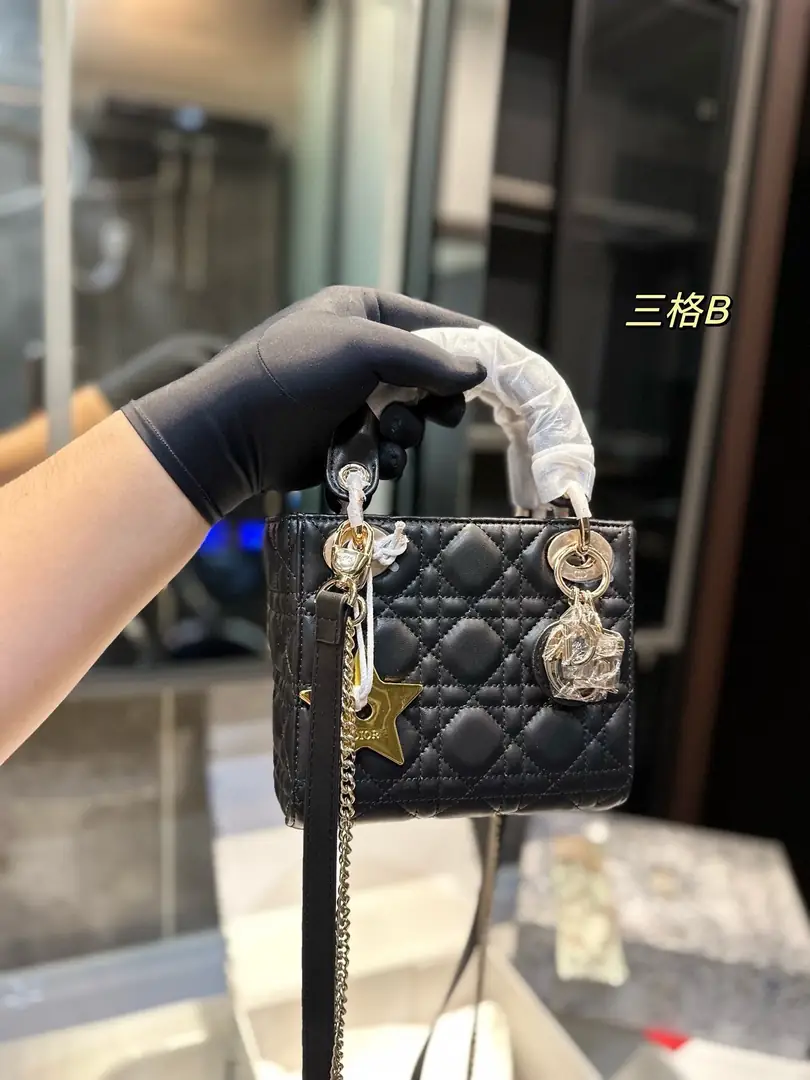 4682-57.8$-DIOR gallery