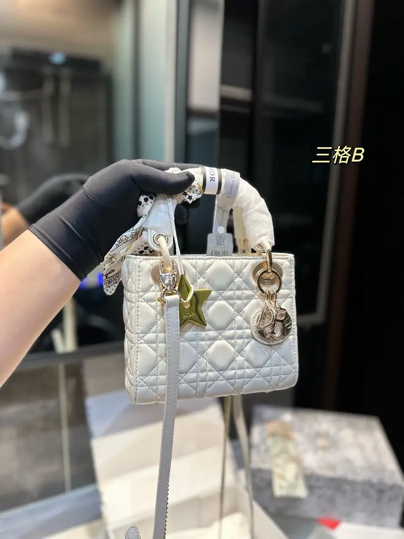 4682-57.8$-DIOR gallery