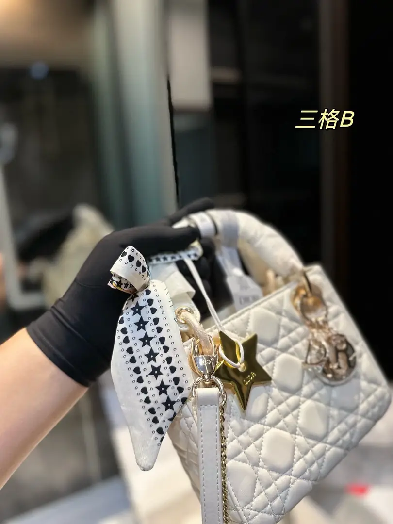 4682-57.8$-DIOR gallery