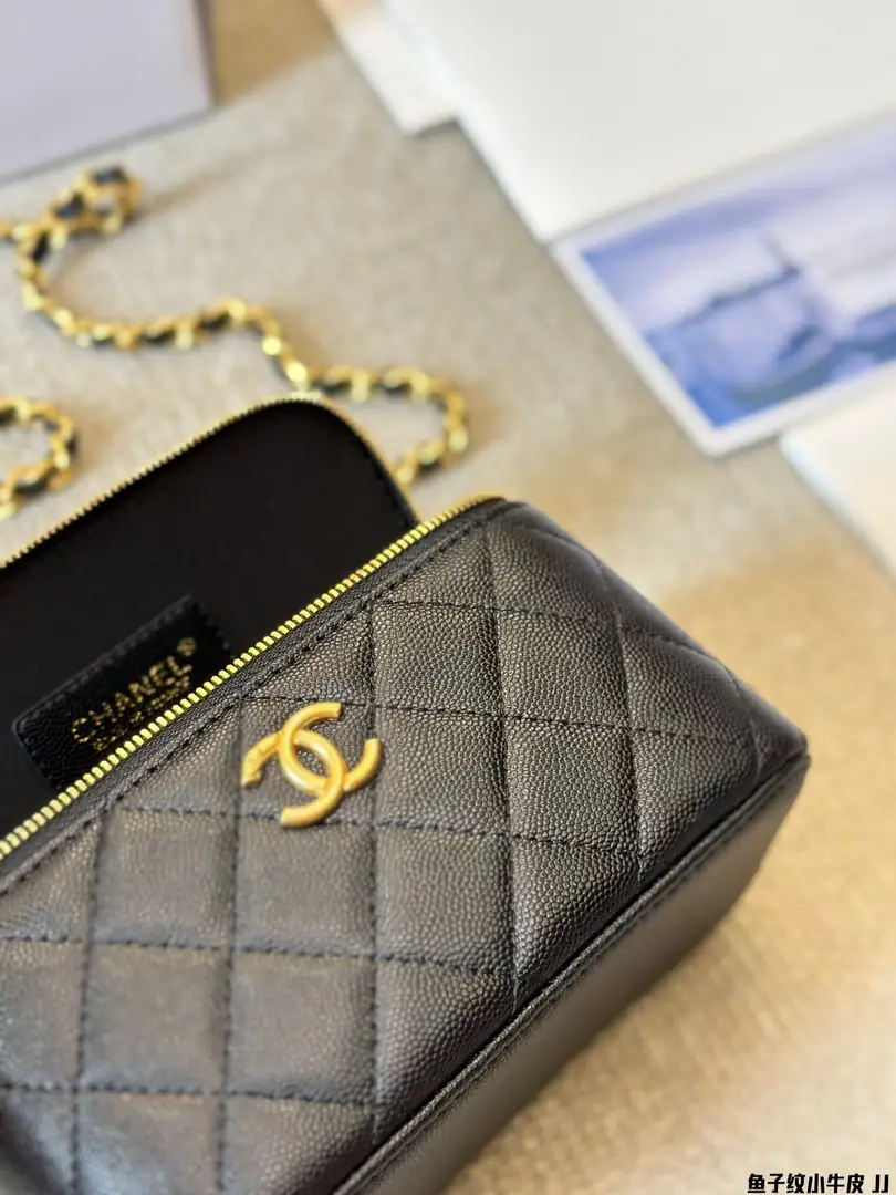 4715-57.66$-CHANEL gallery