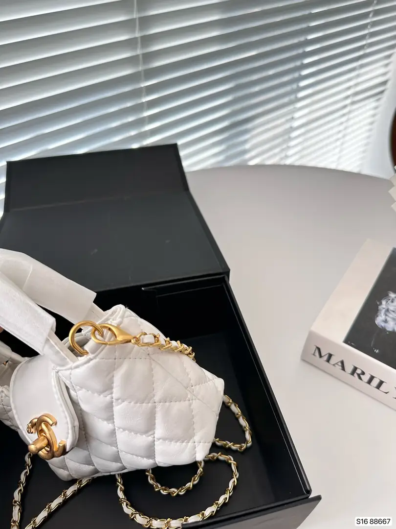 4768-53.6$-chanel gallery