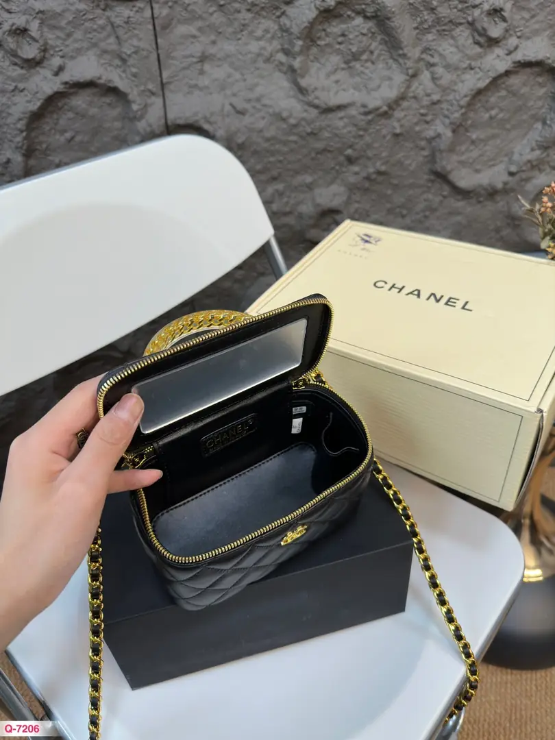 4777-55.6$-CHANEL gallery