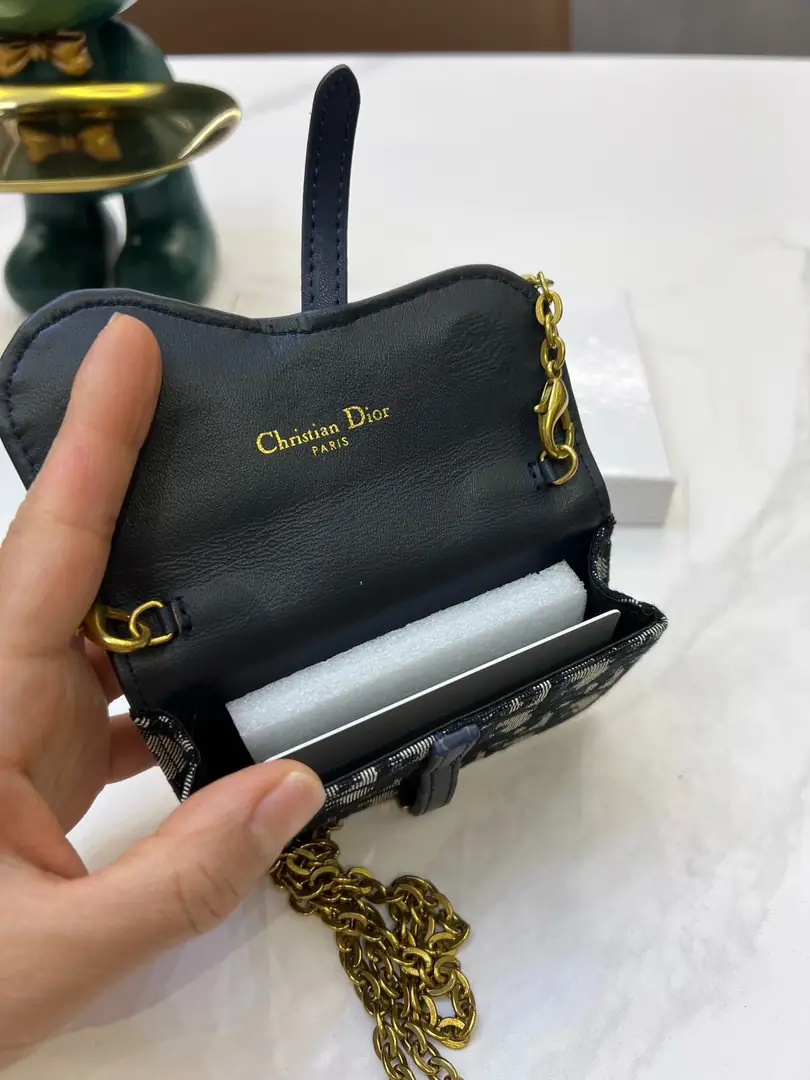 4811-52.66$-dior gallery