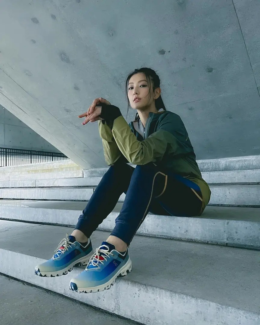 4831-58.88$-QC gallery