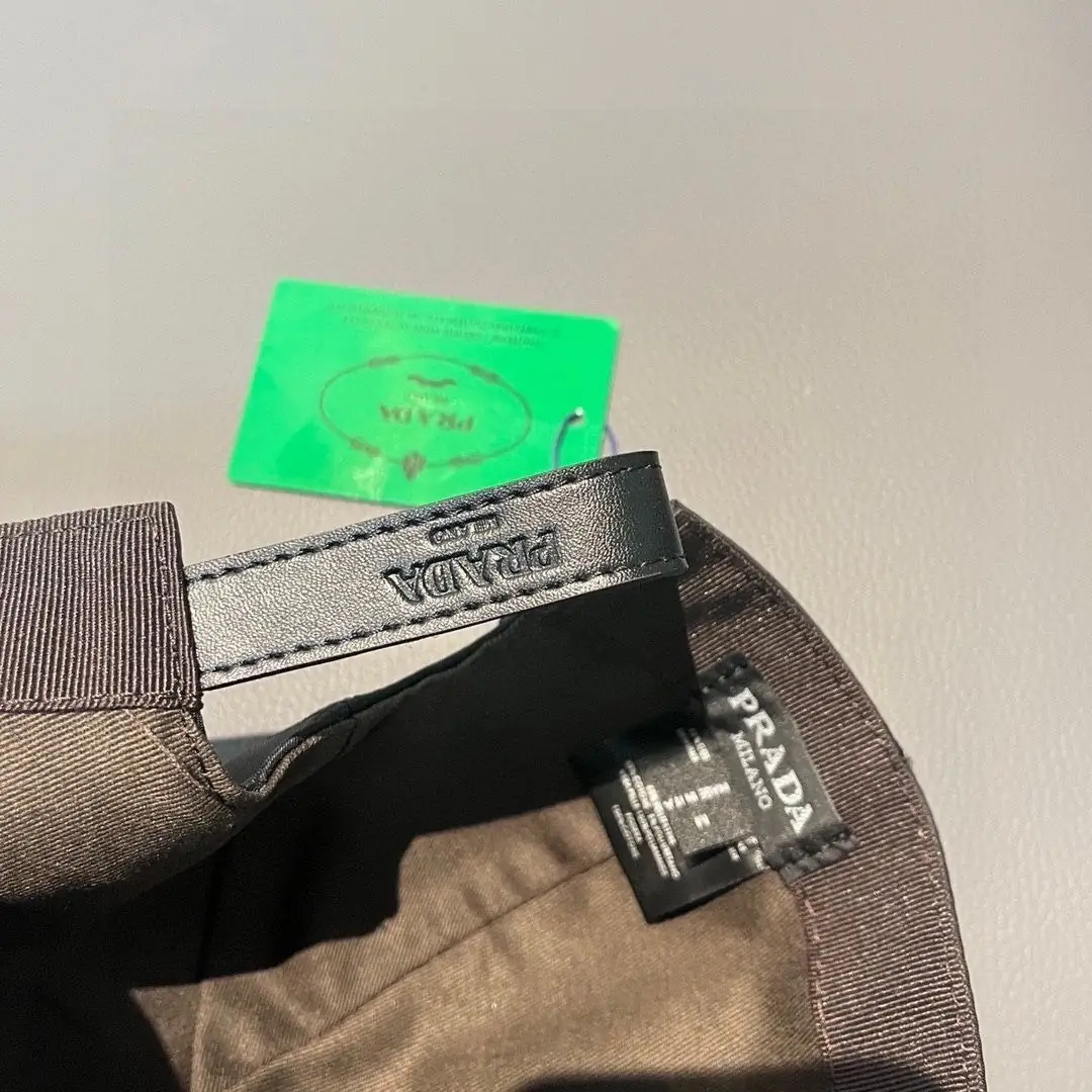 4834-29.88$-prada gallery