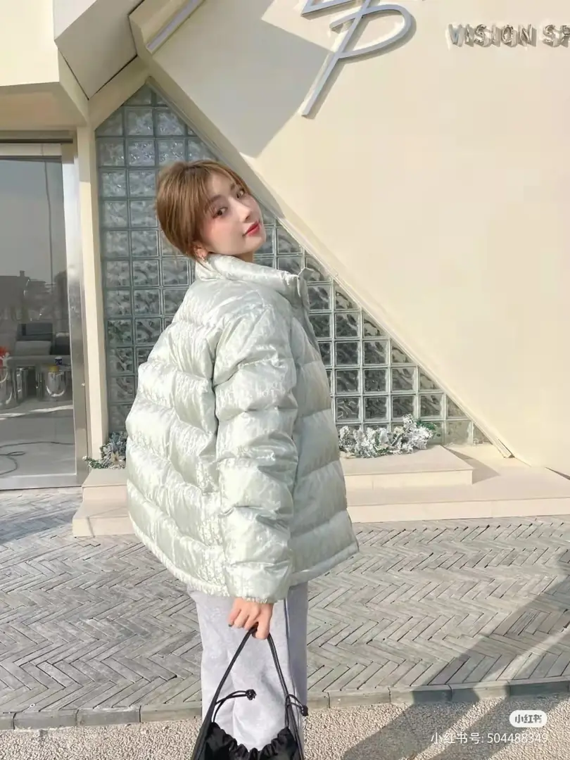 4836-66.88$-DIOR gallery