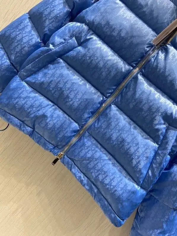 4836-66.88$-DIOR gallery