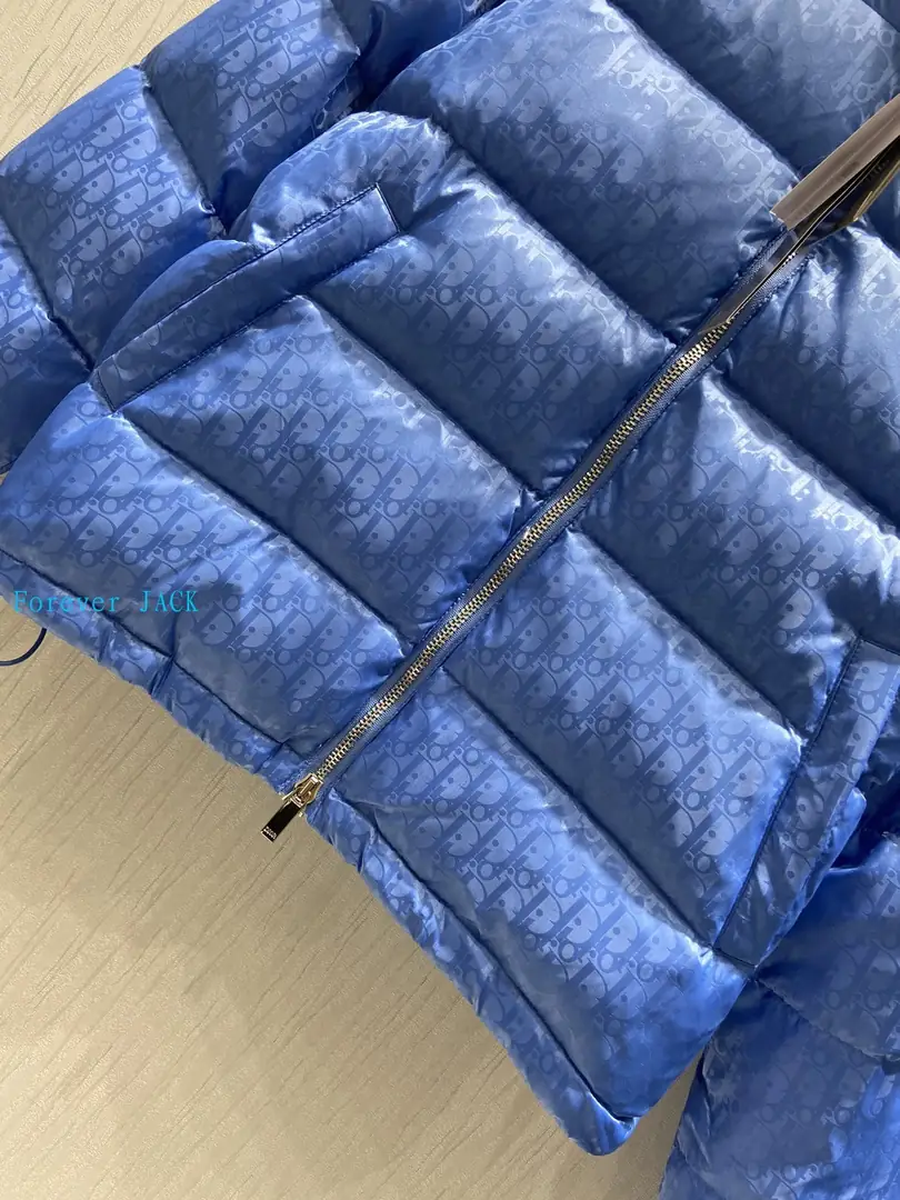 4836-66.88$-DIOR gallery