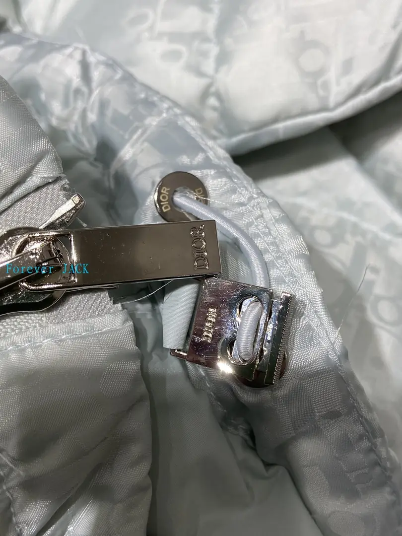 4836-66.88$-DIOR gallery