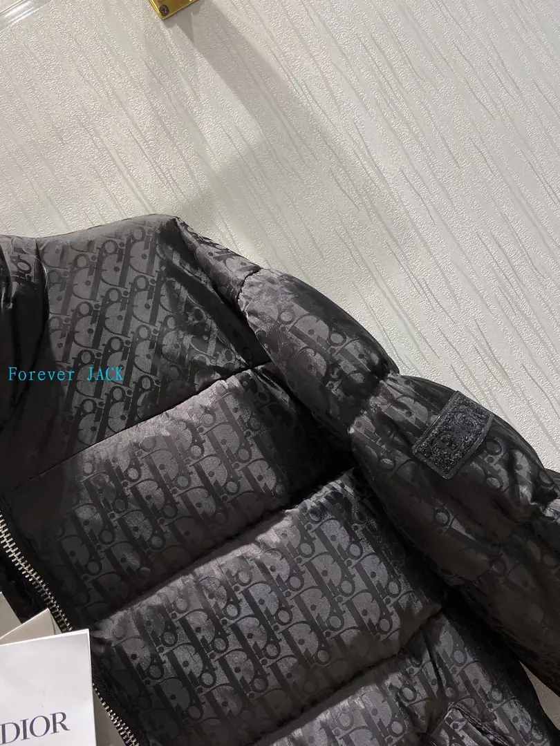 4836-66.88$-DIOR gallery