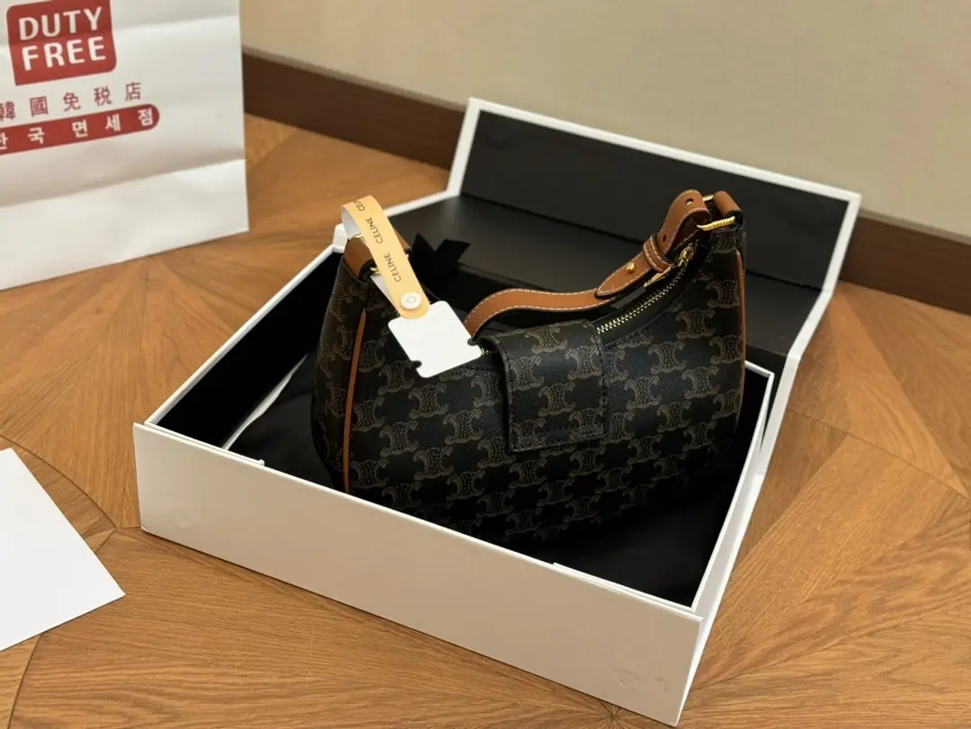 4838-57.8$-celine gallery