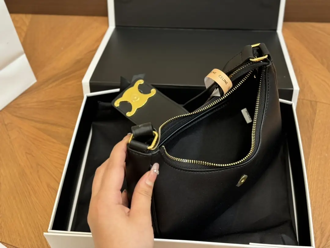 4838-57.8$-celine gallery