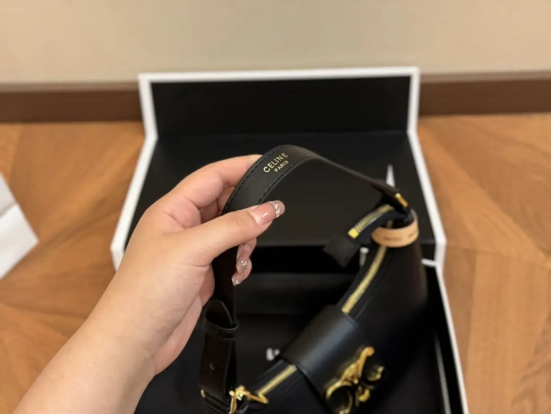 4838-57.8$-celine gallery