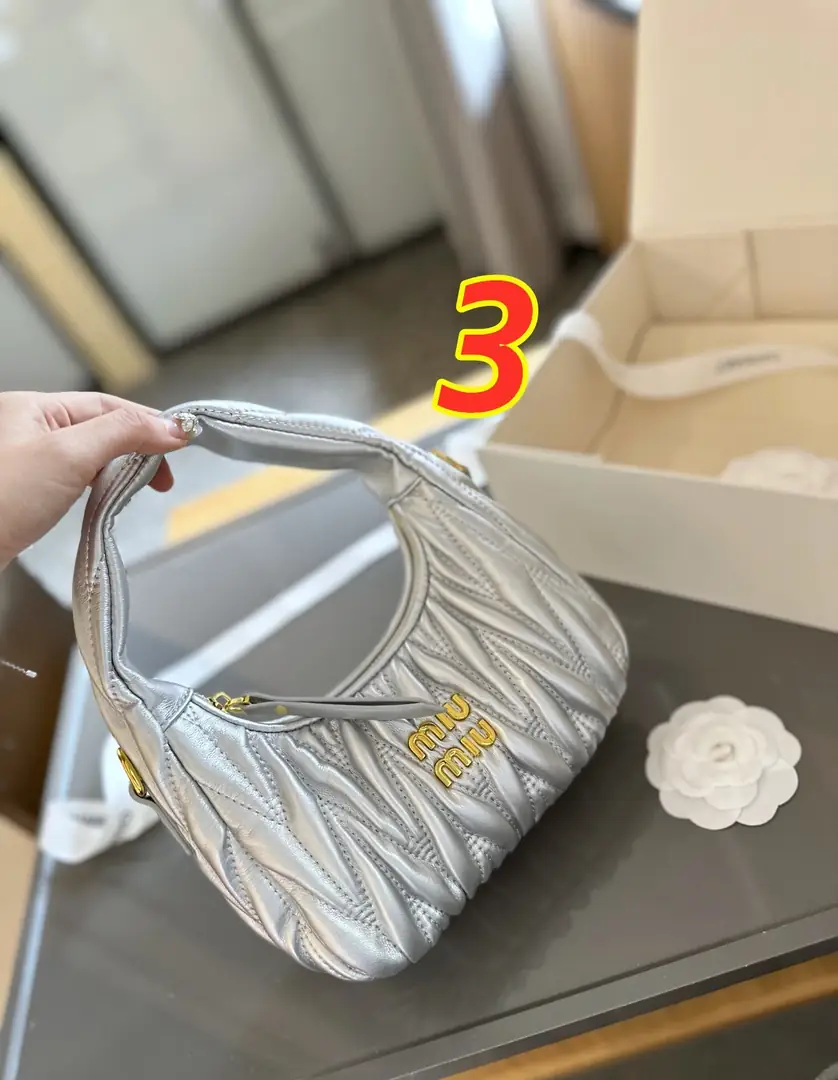 4883-53.88$-miumiu gallery