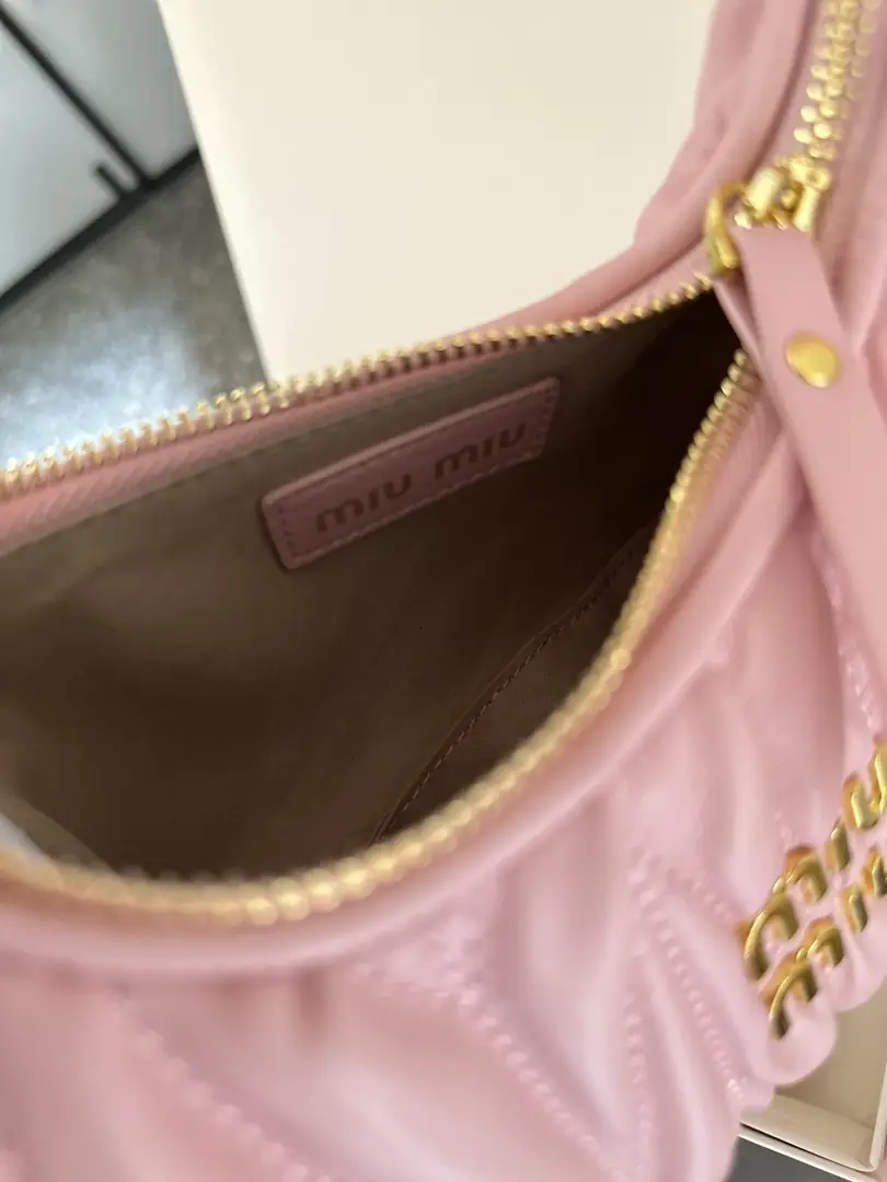 4883-53.88$-miumiu gallery